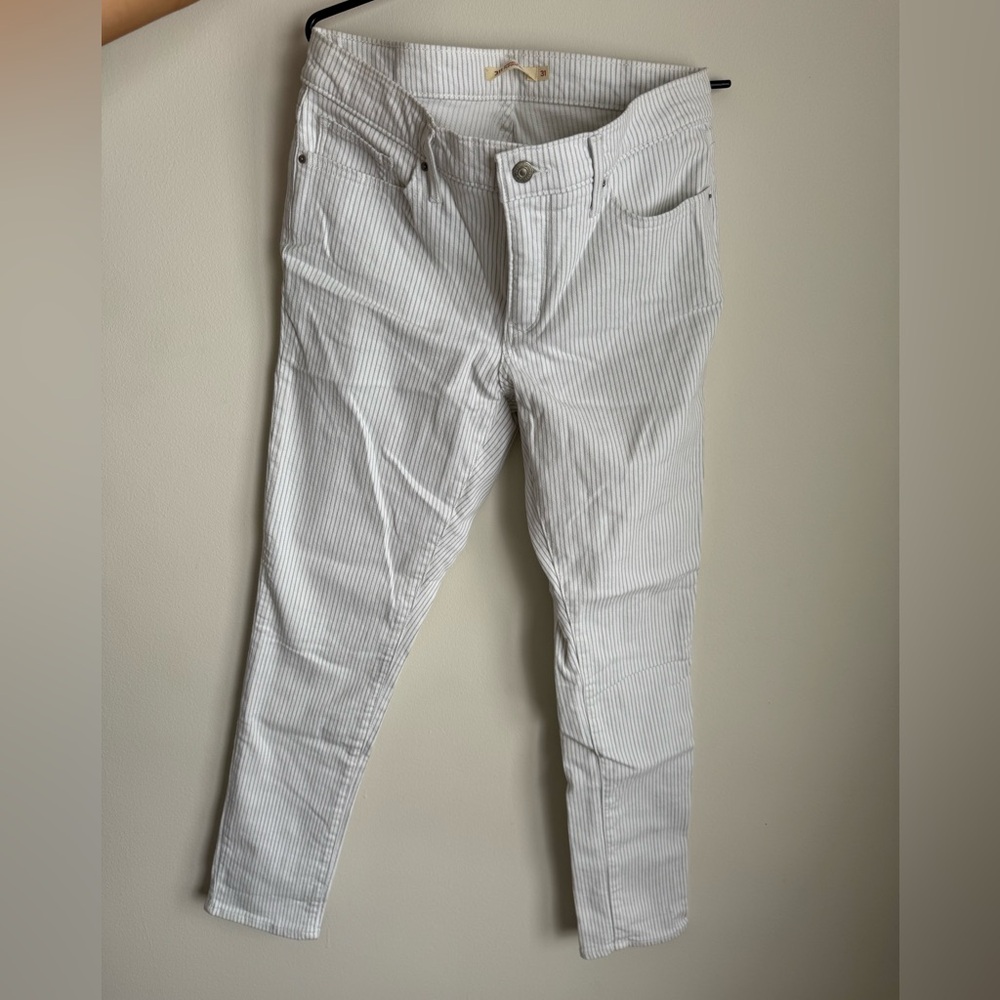 Levi’s Shaping Skinny Jeans White Pinstripe